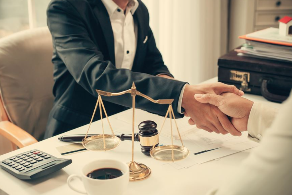 Different Kinds of Business Lawyers in Brisbane